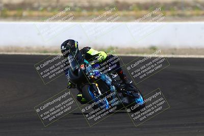 media/Jun-07-2025-TrackDaz (Sat) [[4413525952]]/A Group/1pm (Turn 1)/